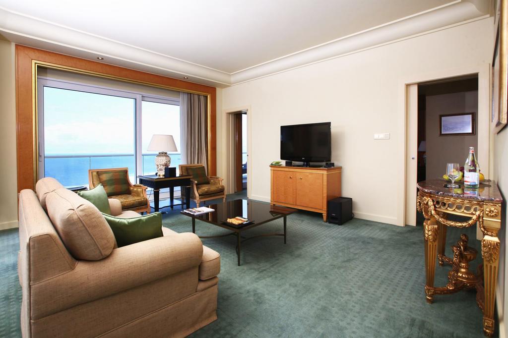 Four Seasons Hotel Beirut Room photo