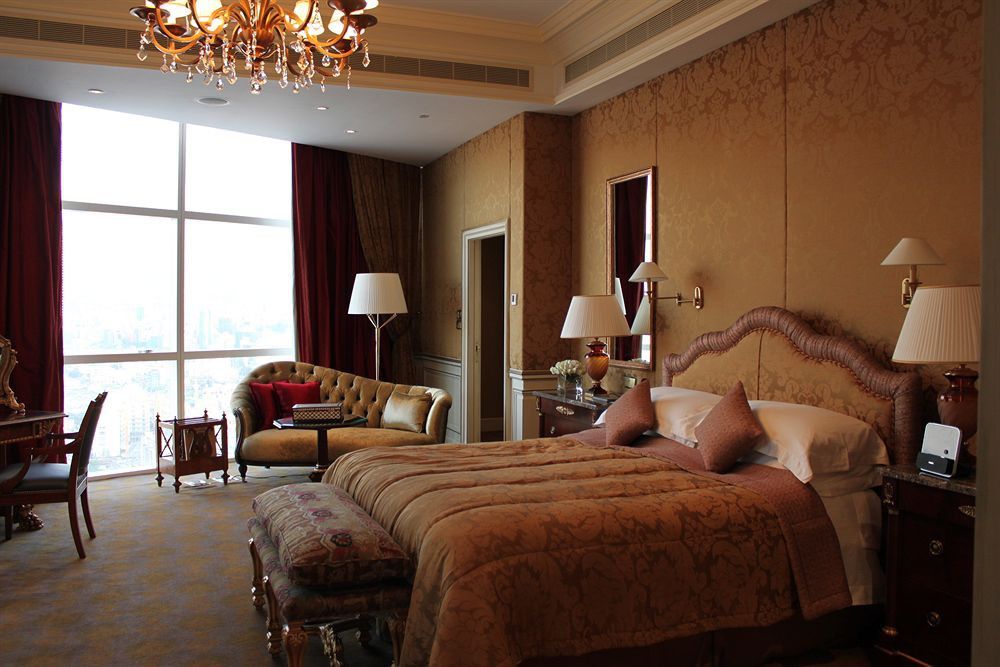 Four Seasons Hotel Beirut Exterior photo