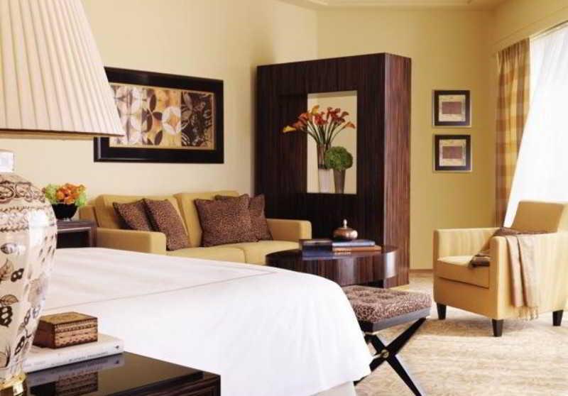 Four Seasons Hotel Beirut Exterior photo